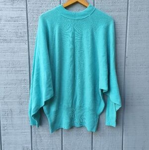 90s Moods by Krizia Angora Lambswool Oversized Sweater Pearl Accent sz M Blue